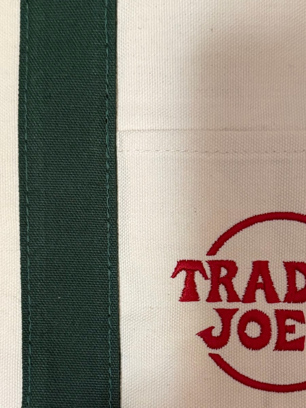 Trader Joe's Canvas Tote Bag - Cream & Dark Green with Red Logo mini NWT - Picture 2 of 2